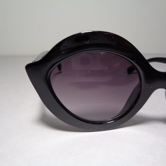 Betsey Johnson CECILIA New Women\'s Sunglasses main image 3